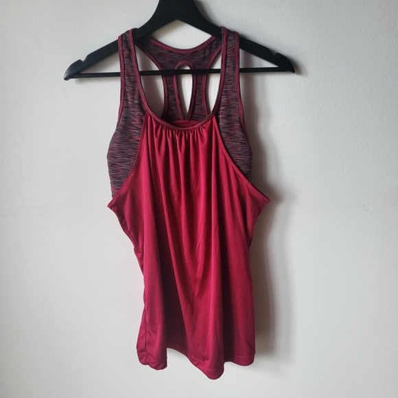 Sports top - Picture 3 of 5